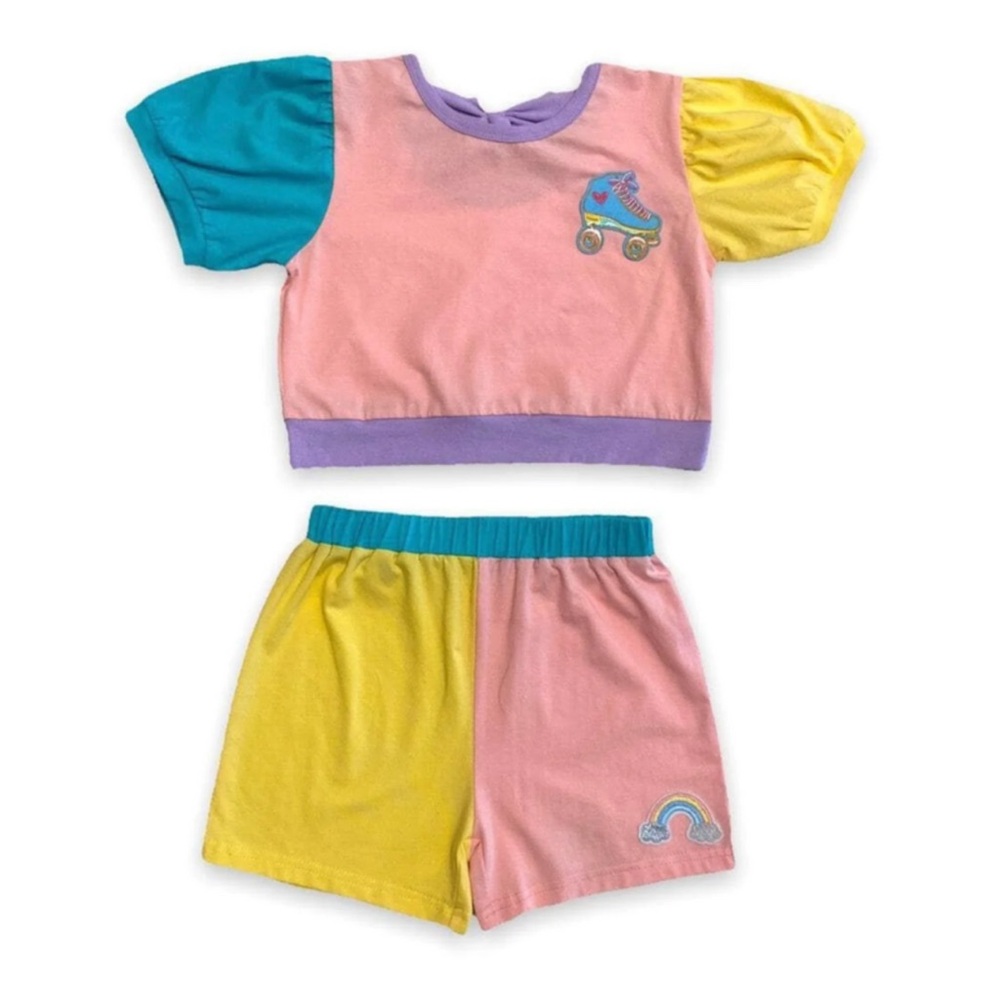 Lola + The boys Roller short set. Size 8. Fits more like an 6/7 so listing it 6X
